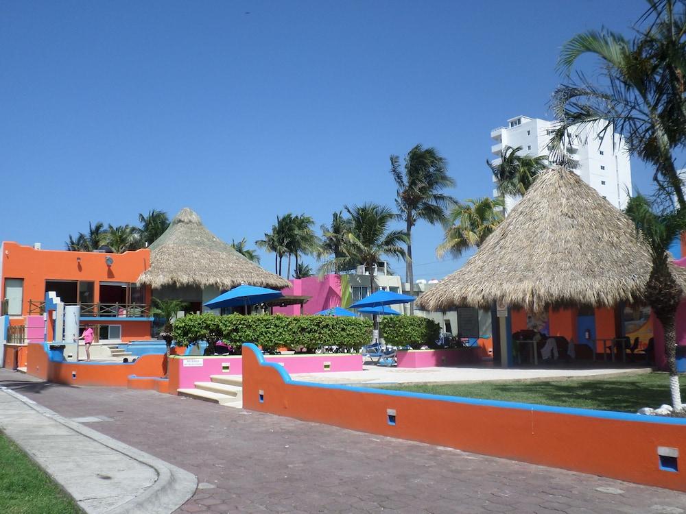 Hotel Suites Mediterraneo Boca Del Rio فيراكروز المظهر الخارجي الصورة